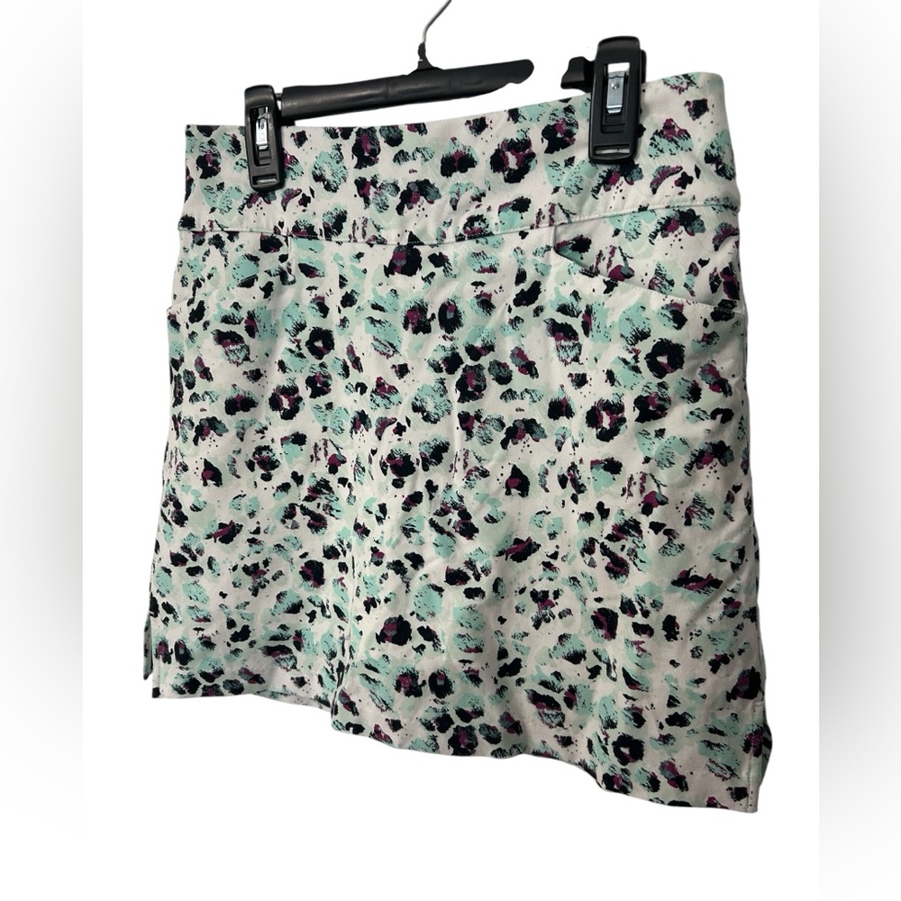Lady Hagan Women’s Athletic Golf Skort Printed in Mint Leopard Size Small